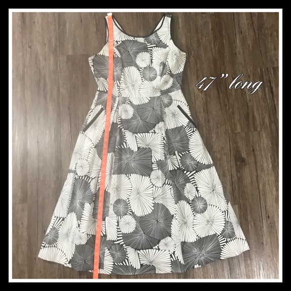 Ellen Tracy Dress - Picture 3 of 5